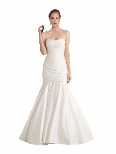 Low Back Ivory Mermaid Strapless Chapel Train Beach Wedding Dress Hobart