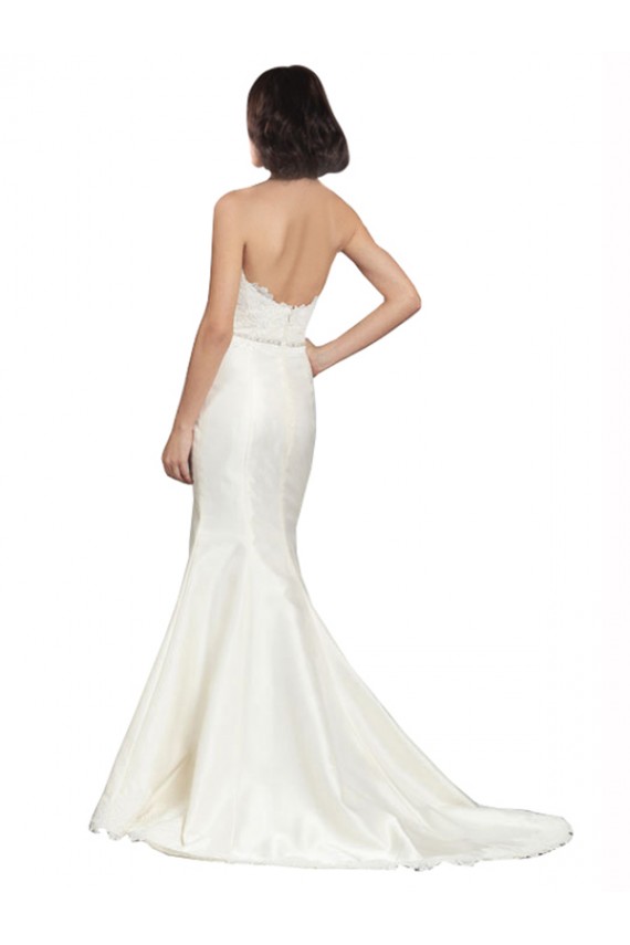 Ivory Trumpet Sweetheart Chapel Train Bridal Dress Hobart